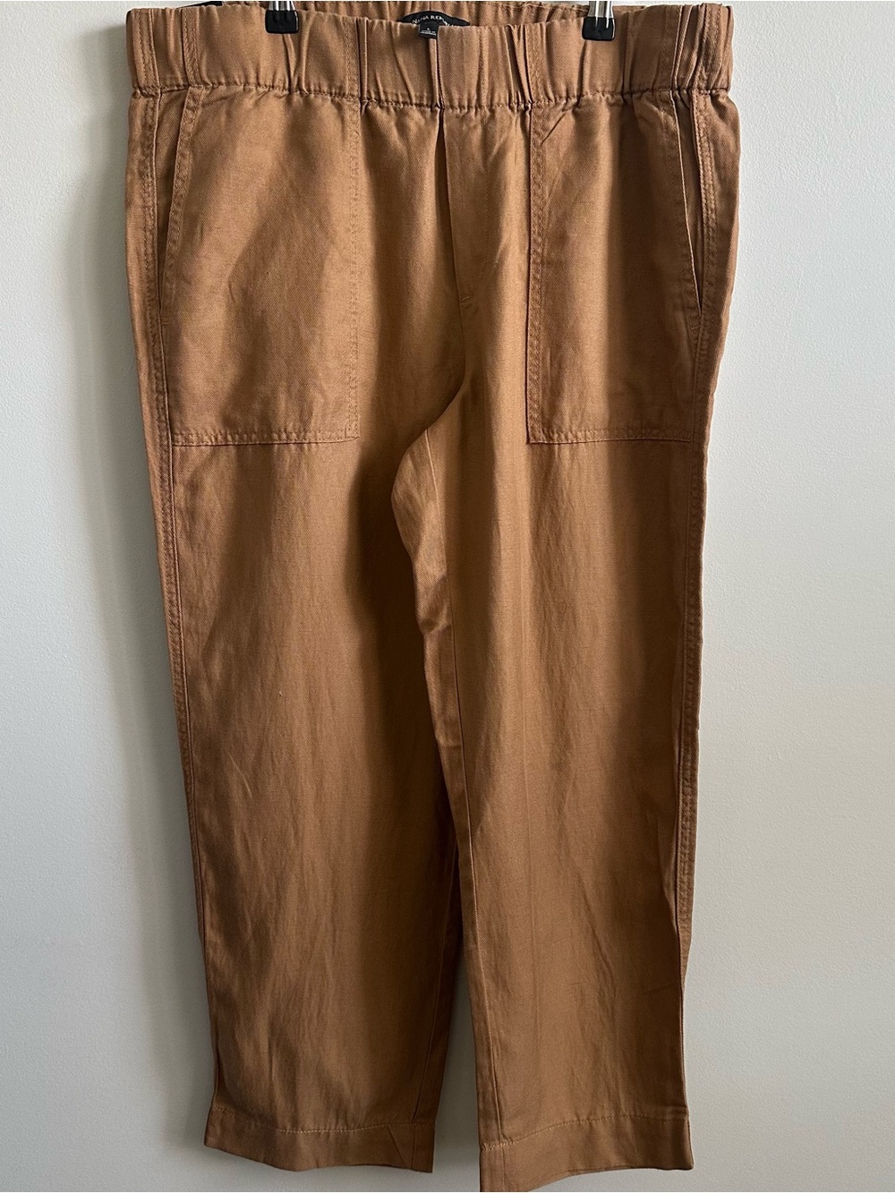 Women’s NWT’s Banana Republic Pull-on pants